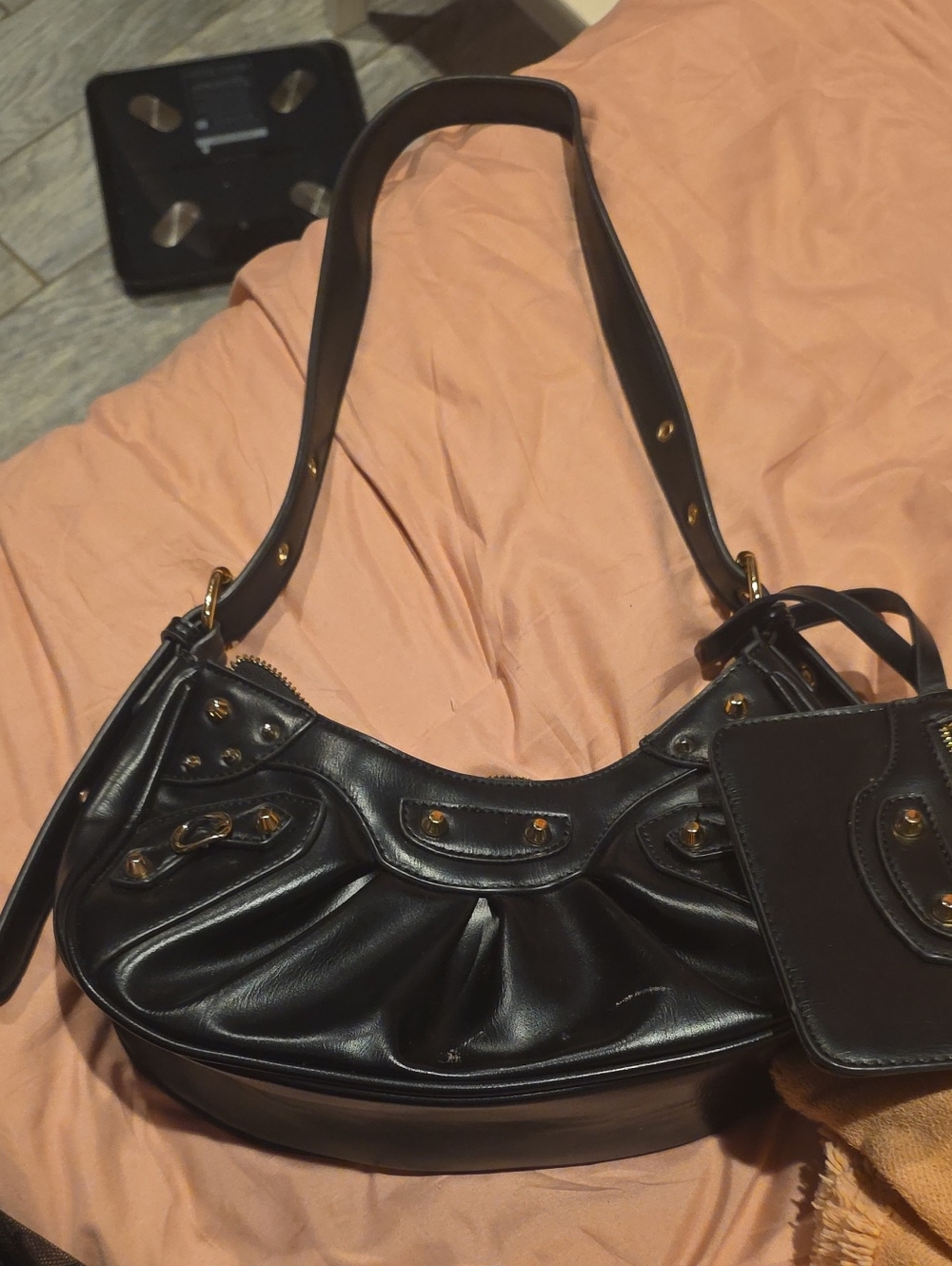 Classic Black Leather Shoulder Bag - Women's Fashion